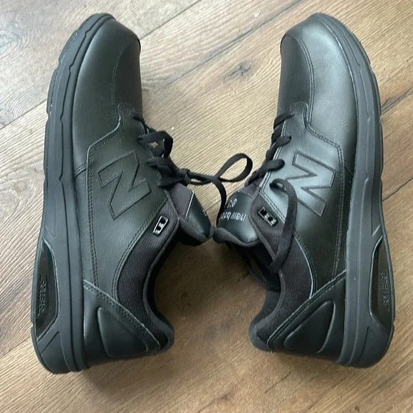 New Balance 813 ! Men's Black Leather Sneakers ! Size 13